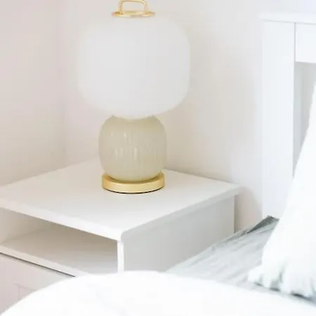 Completely New, Bonbona Apartment Белград Екстериор снимка